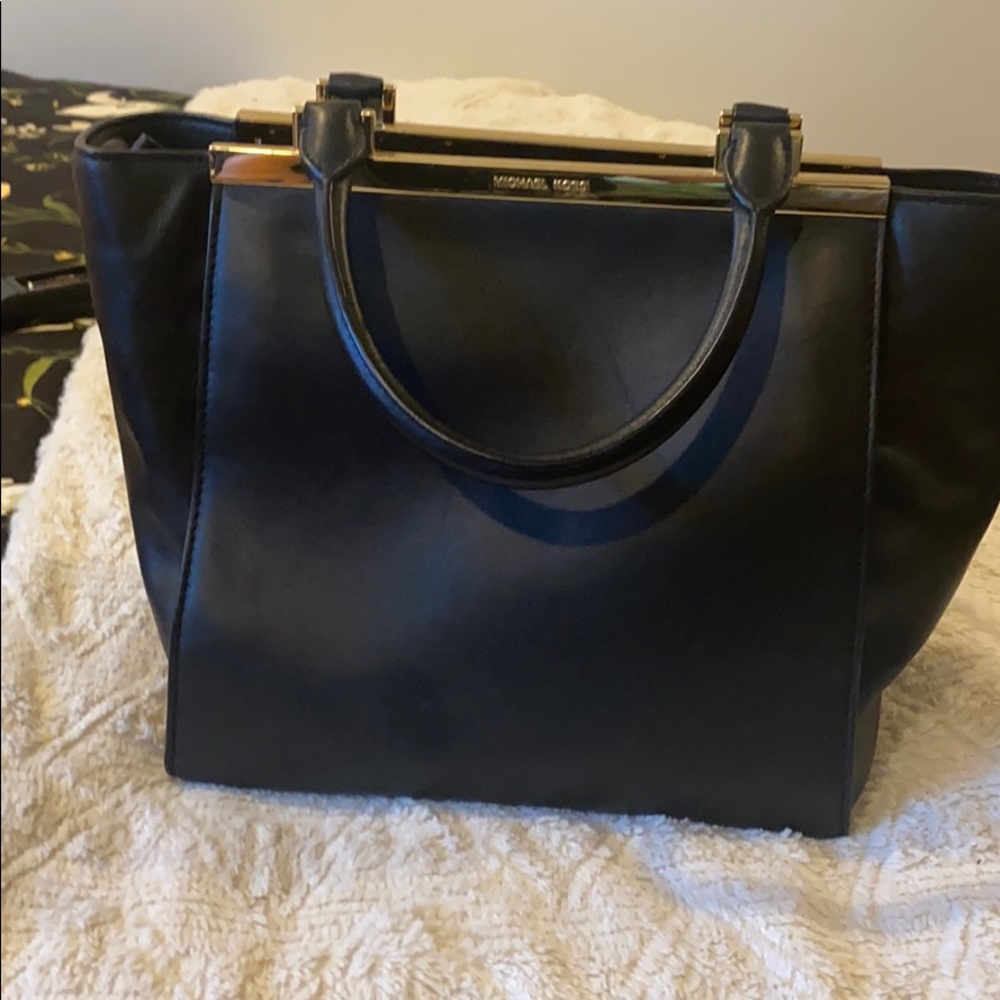 SOLD LAST PRICE DROP: Michael Kors bag